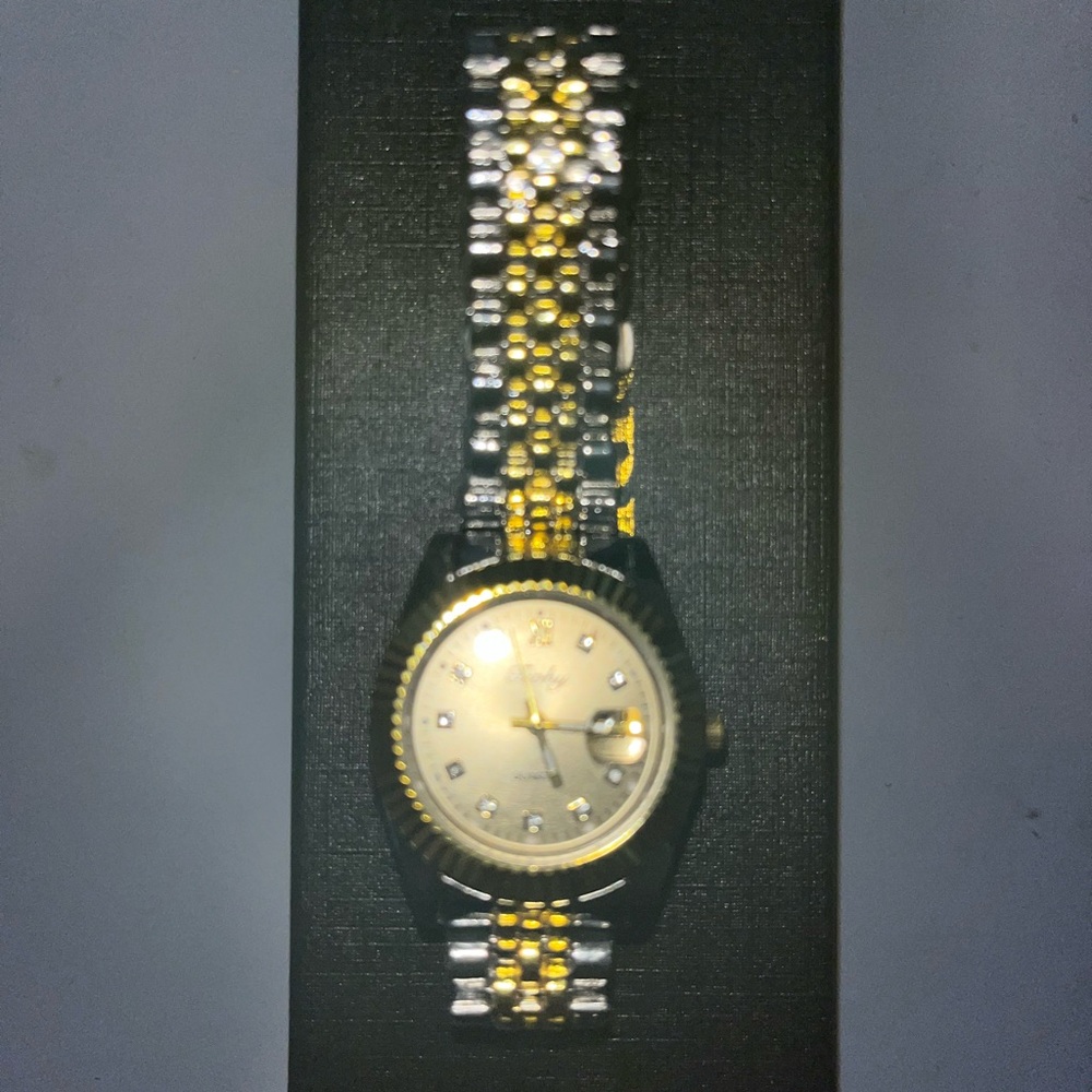 Oruss Tsohly Watch Gold and Silver Watch & comes with bracelet